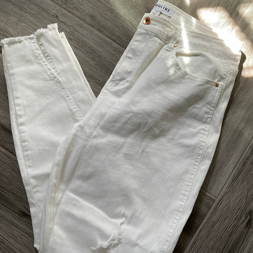 NWOT white destroyed Highline collective ankle Jean size 31 98%cot 2% Elastane